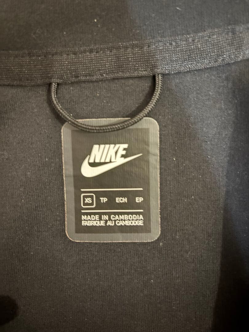 NIKE テックフリース　ブラック　xs
