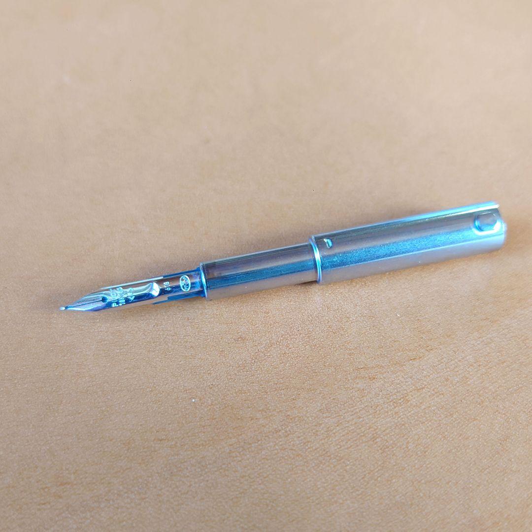 PILOT キャップレス万年筆 ブラックマット F コンバーター付き