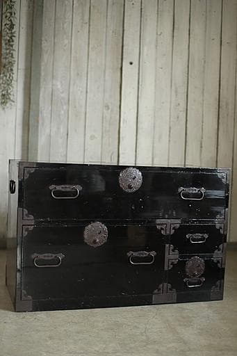 綺麗な丸金具庄内箪笥　抽斗4杯　タンス　収納　古家具　古民家　時代家具