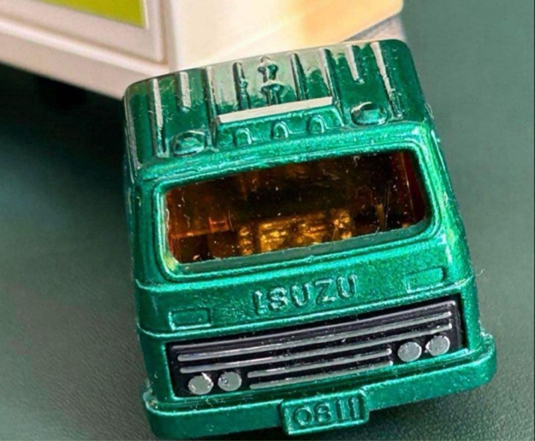 ロングトミカ いすゞ V12 ウイングルーフトレーラー 富士通運