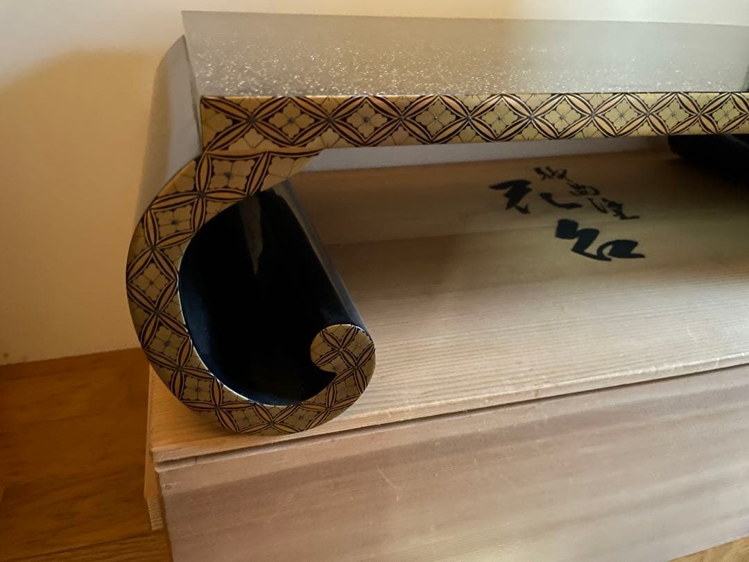 輪島塗 木製花台 青貝梨地黒漆（螺鈿入）