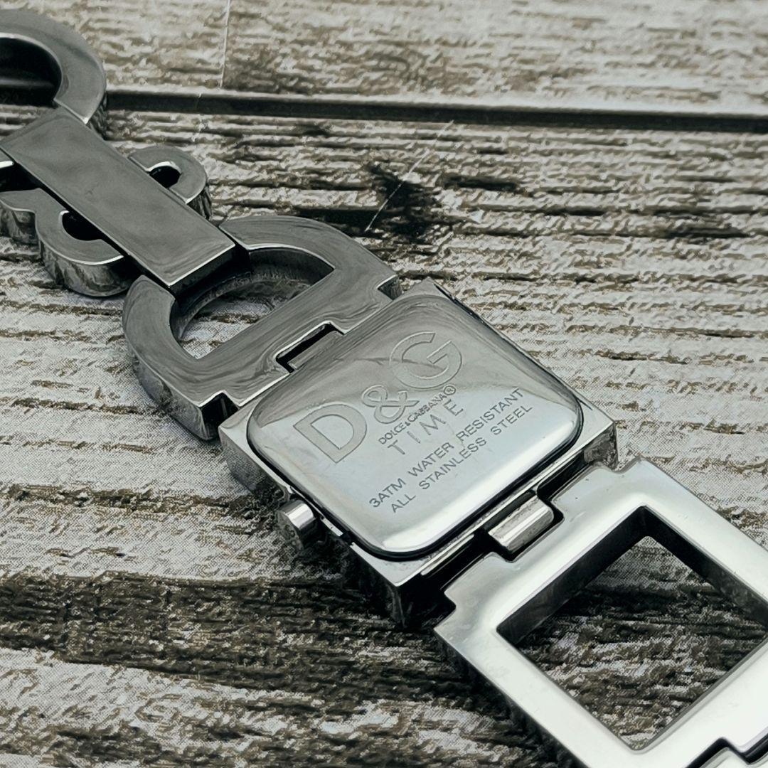 動作品　腕時計　D&G TIME　ドルチェ＆ガッバーナ　スクエア　ブレスレット