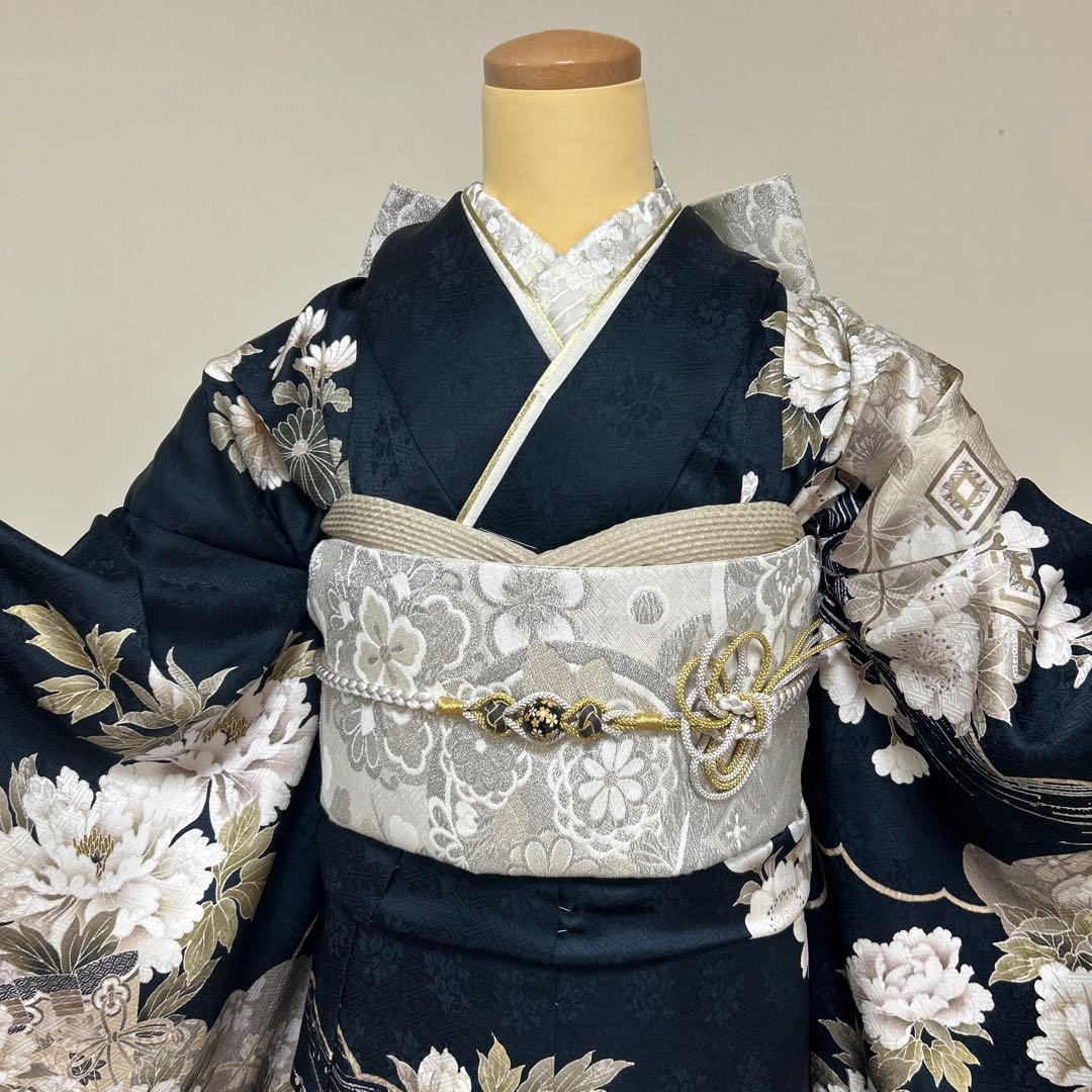 濃紺牡丹と菊の上品な古典振袖フルセット