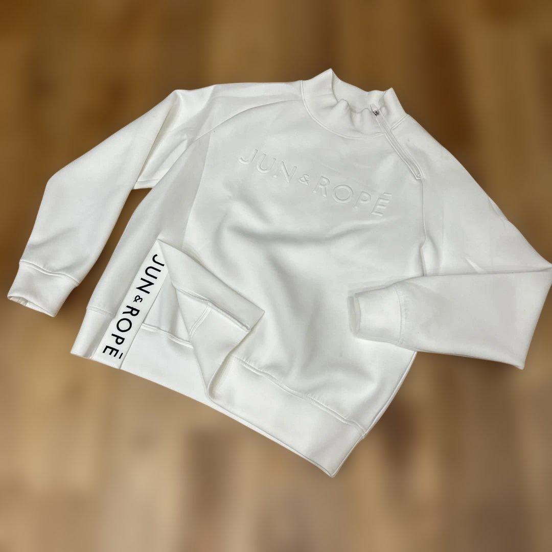 ジュン&ロペ　白　トレーナー
