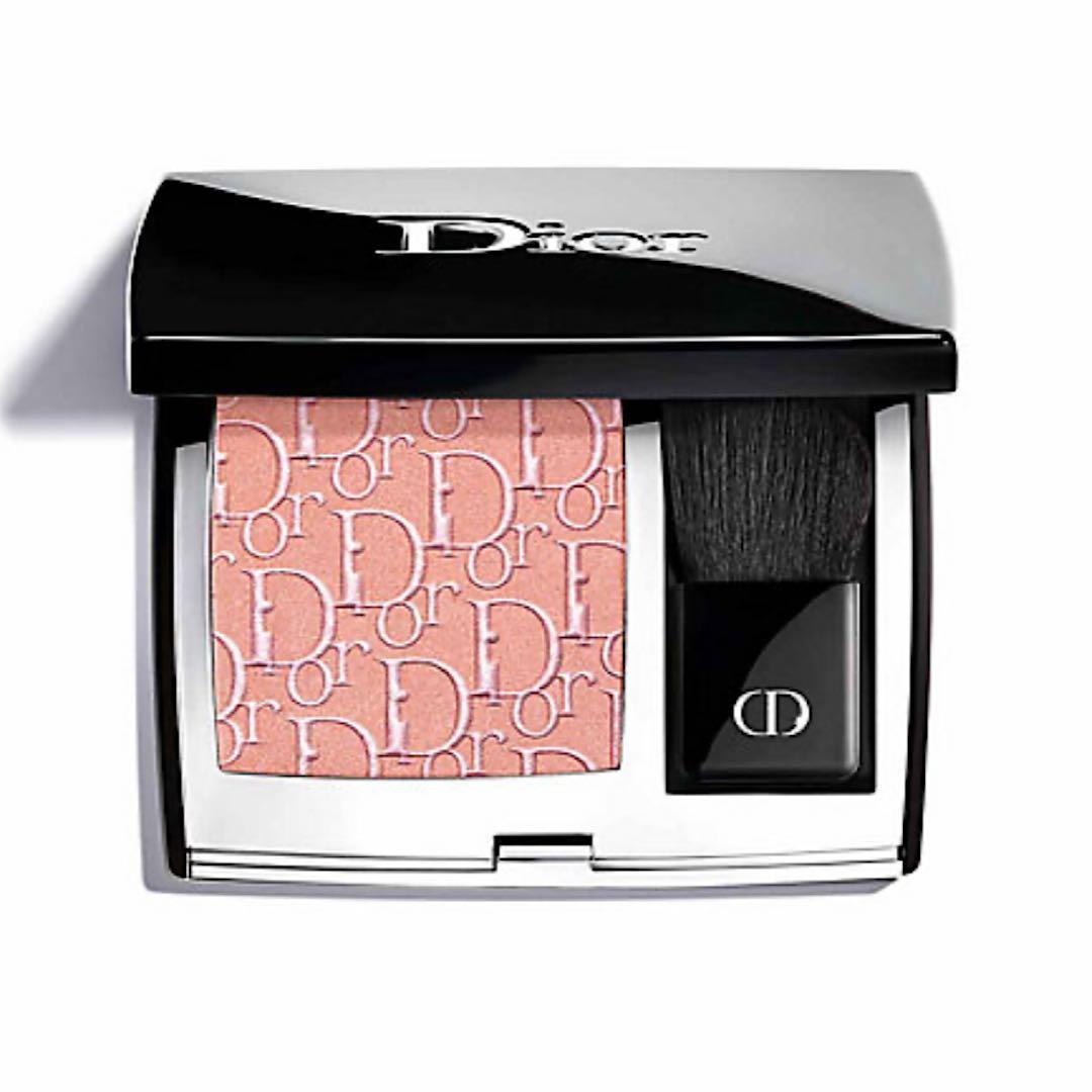 ディオールスキン　ルージュブラッシュ（展開店舗限定品）748