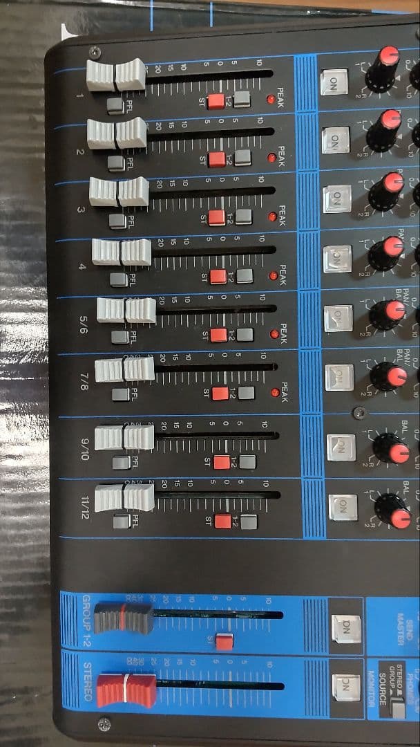 YAMAHA MG12 アナログミキサー 12チャンネル