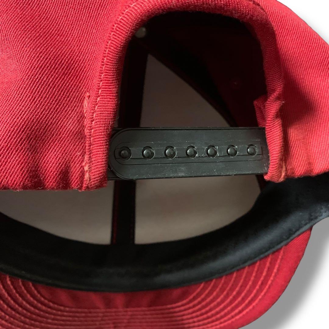 tenderloin テンダーロイン　サークルロゴ　トラッカーキャップ　レッド