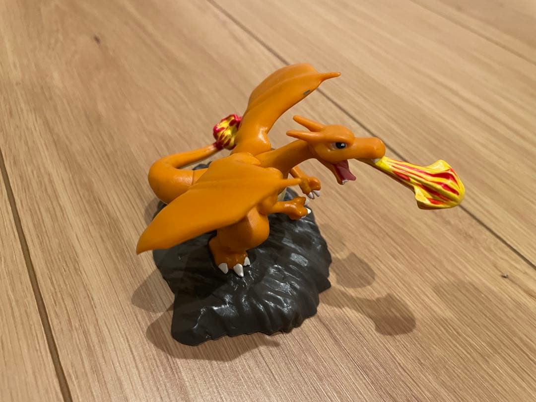 ポケットモンスター　フィギュア　御三家　リザードン、カメックス、フシギバナ