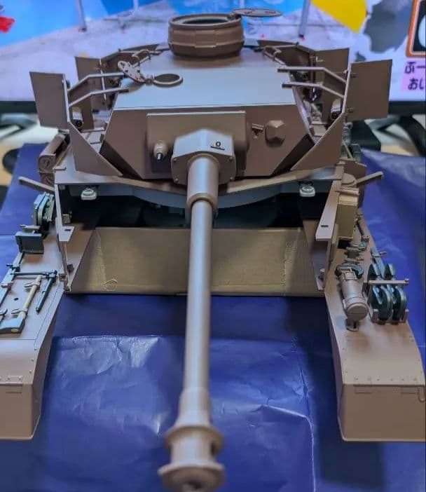 パ*キ様 今月末まで出品！アシェットガルパン増刊号からNO85巻まで製作済み