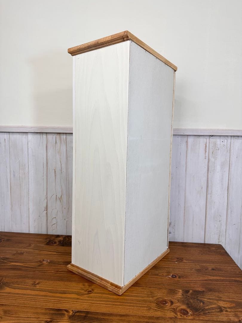 【1点のみ割れありのためお値引き】ナチュラルアンティークの扉のようなキャビネット