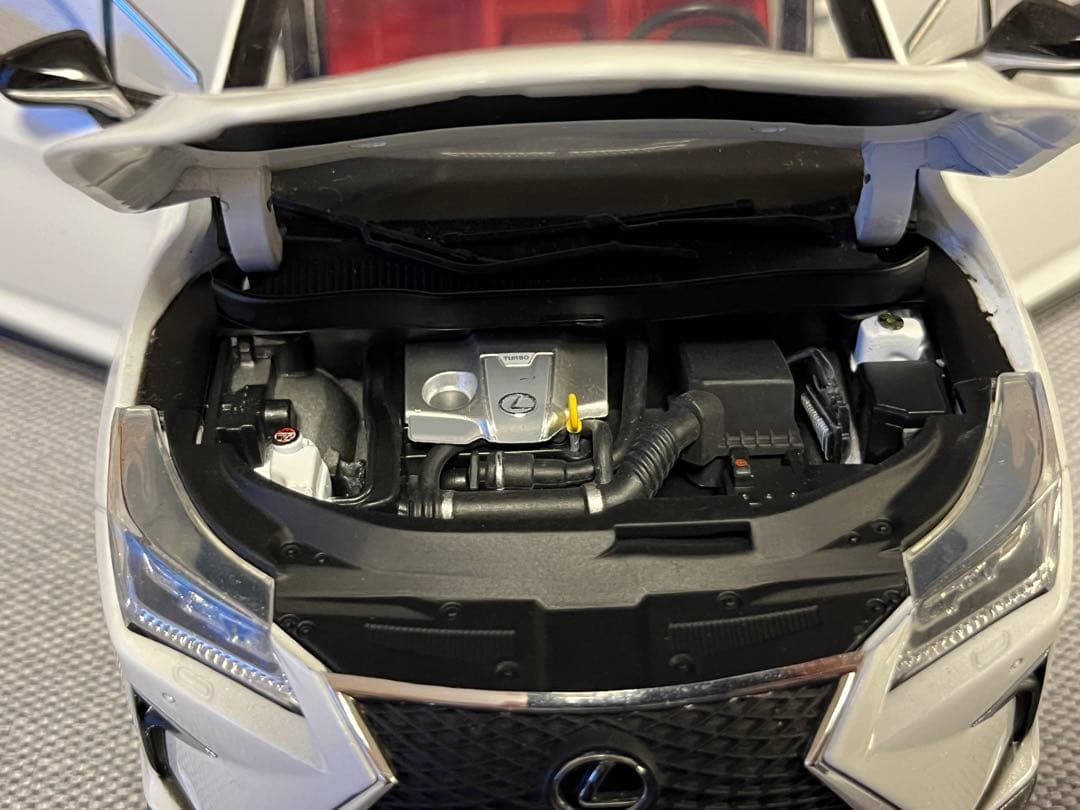 レクサスLexus RX 200t ミニカー 1/18