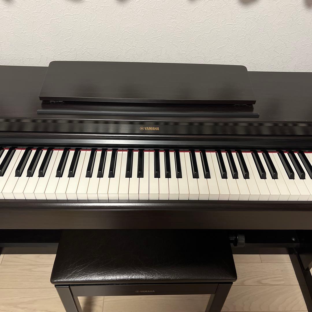 ヤマハ　電子ピアノ YDP-163R黒 椅子付き