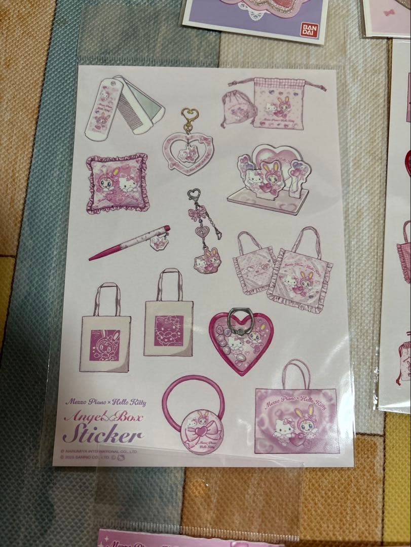 ハローキティ メゾピアノコラボ ぬいぐるみ ステッカー キーホルダーセット