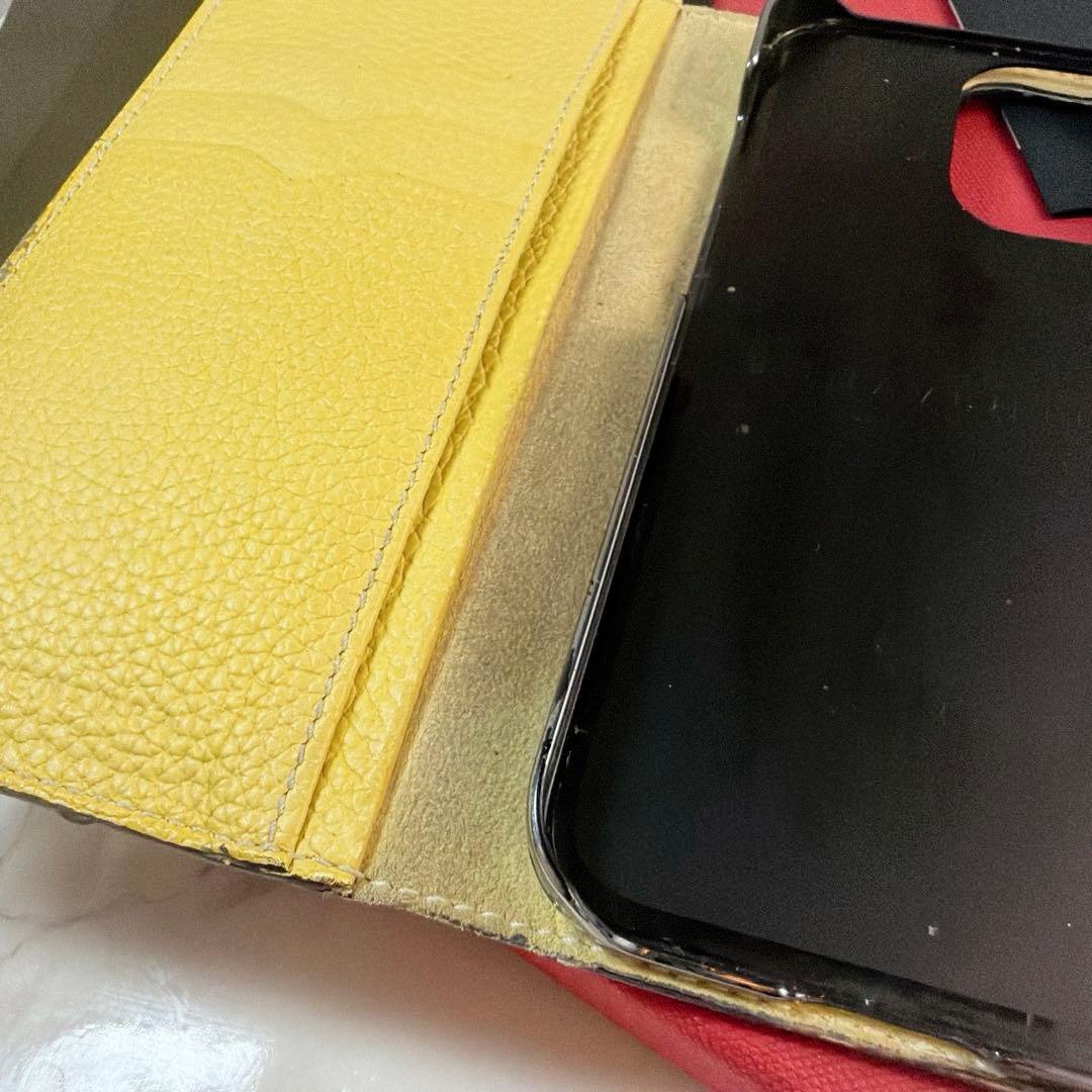 ⑧ボナベンチュラ　iPhone13Pro ケース　エトープ×イエロー