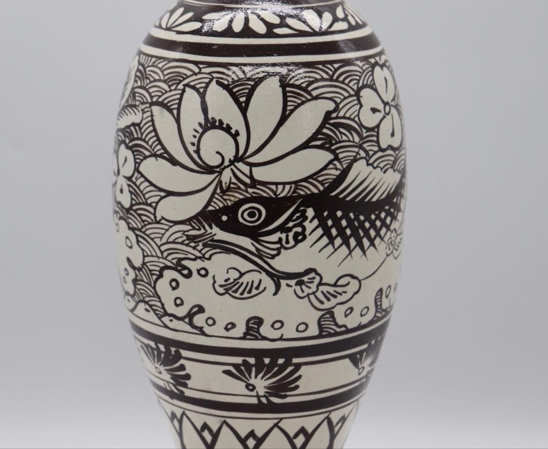 中国　磁州窯　魚蓮紋瓶　送料込み1213