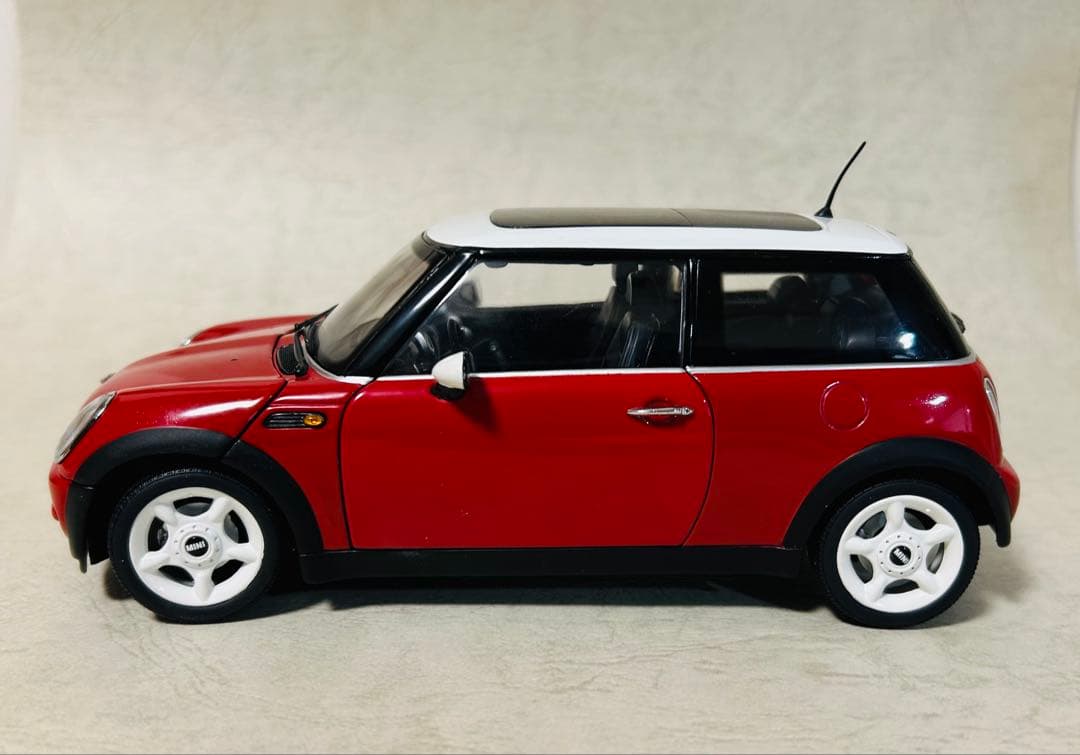激レア！『1/18 MINI ミニ クーパー レッド　特別版　」京商