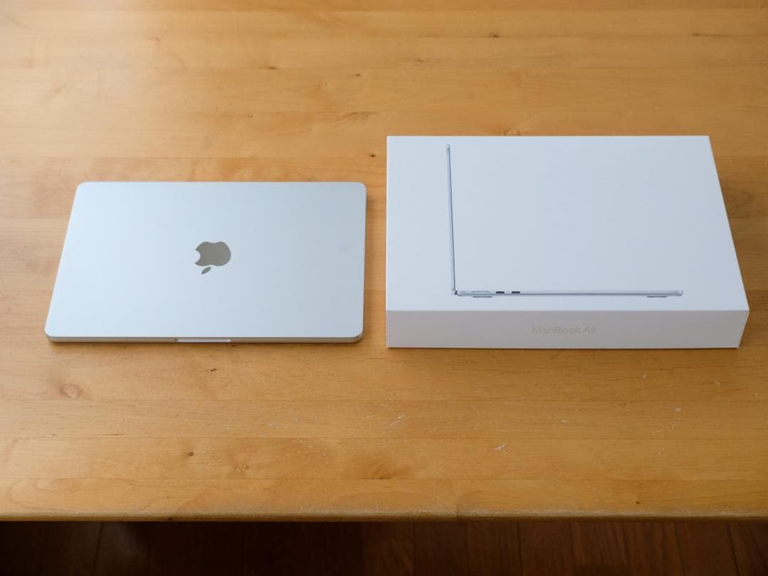 【美品】MacBook Air (M2) 256GB シルバー