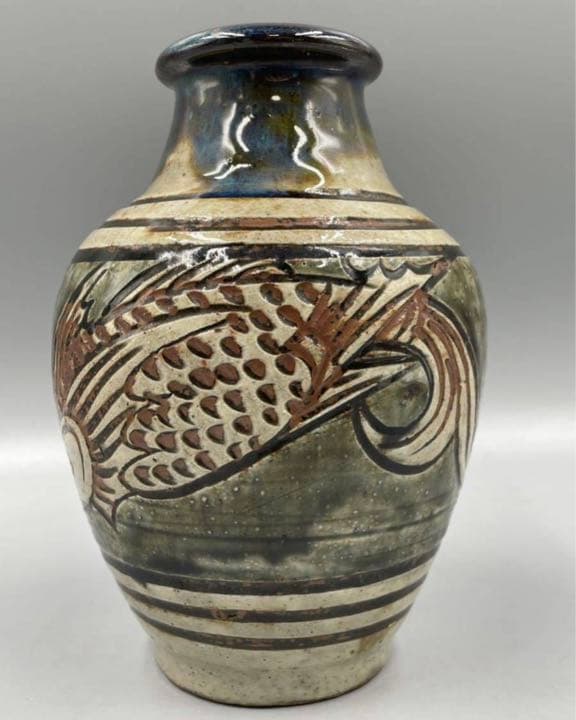 人間国宝 金城次郎作 魚文 壺 在銘 壷屋焼 花瓶 つぼ 陶器 陶芸 焼物 希少