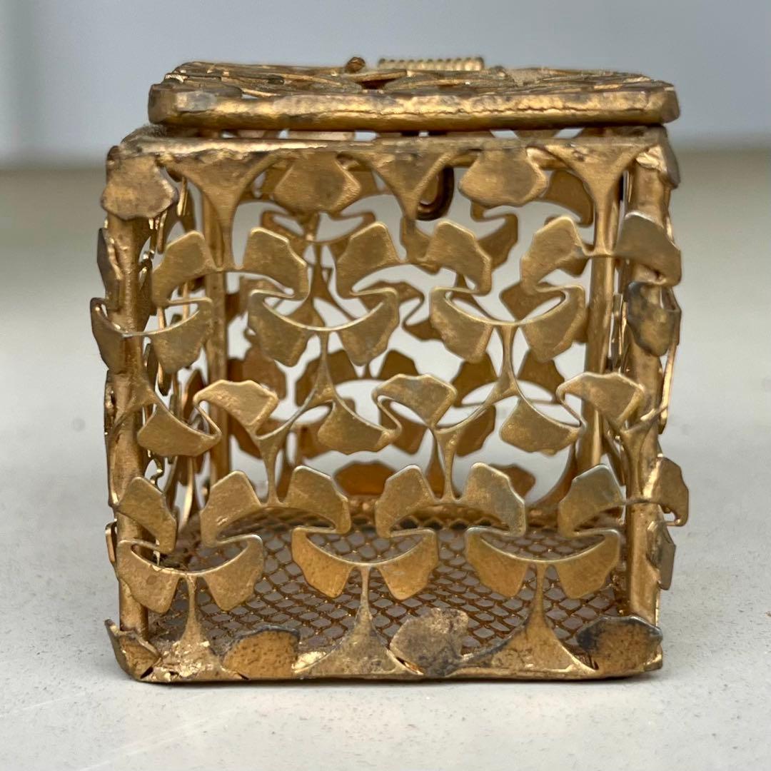 金属製　イチョウ葉模様　小物入れ　ギフトボックス