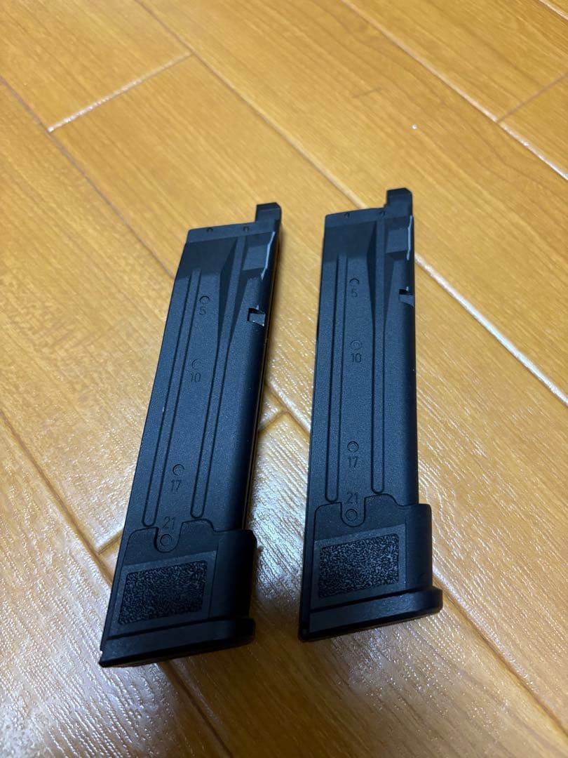 laylax m17 co2マガジン　黒　2本