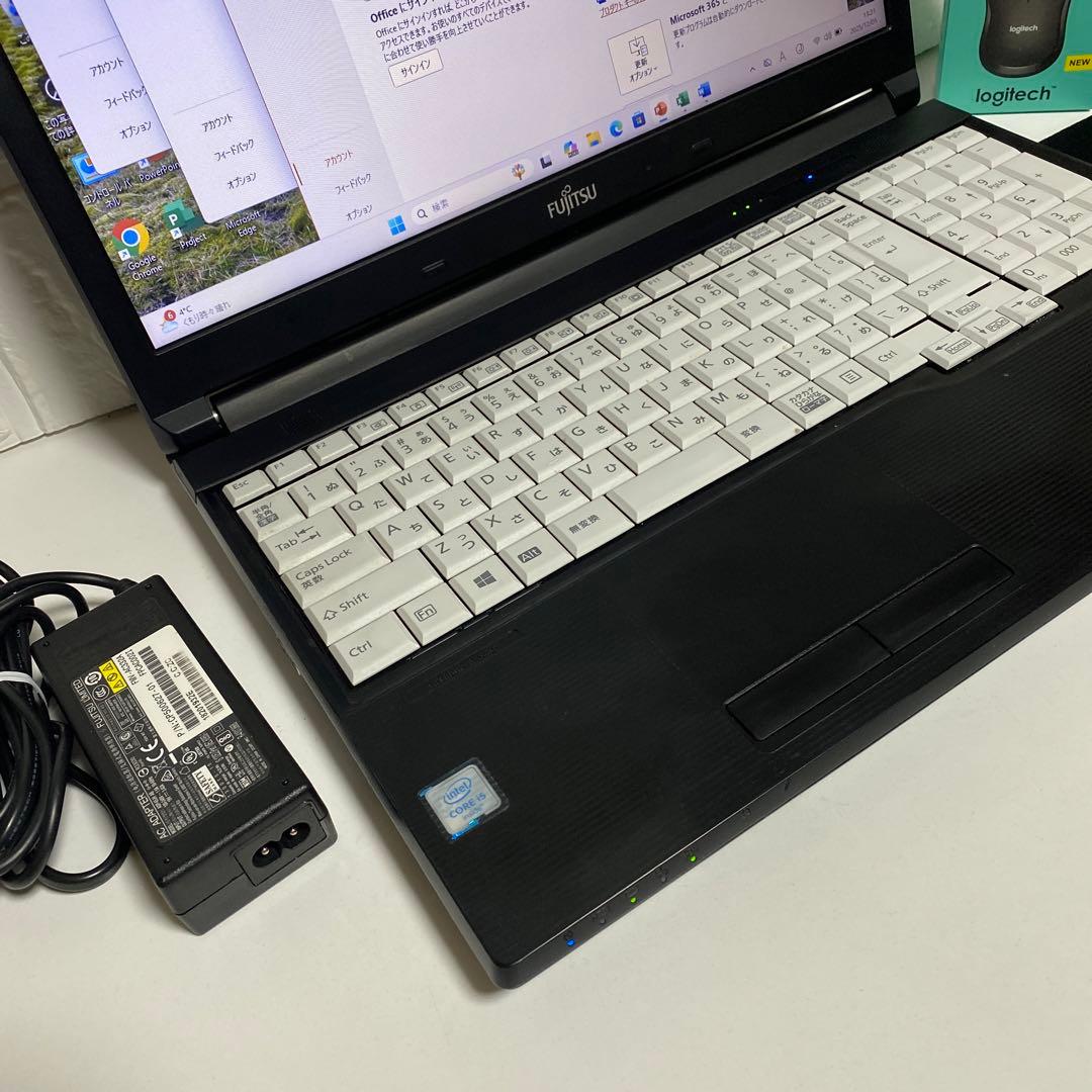 Windows11 オフィス付き　Corei5 SSD 512GB 美品　富士通