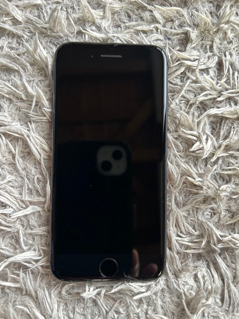 iPhone 8 スペースグレイ