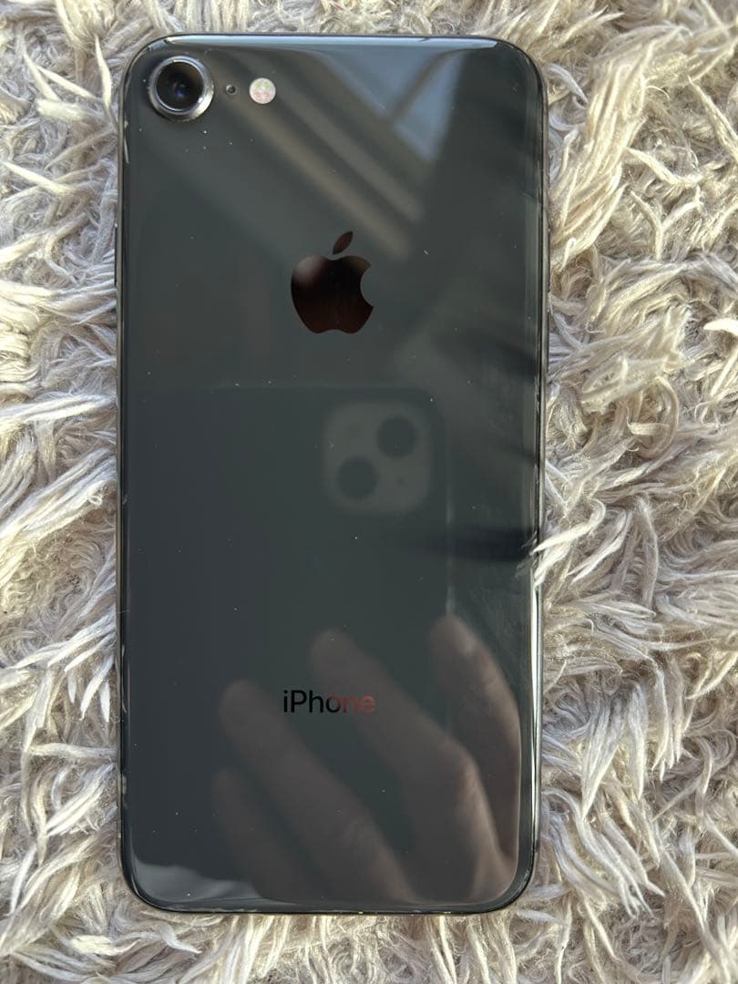 iPhone 8 スペースグレイ