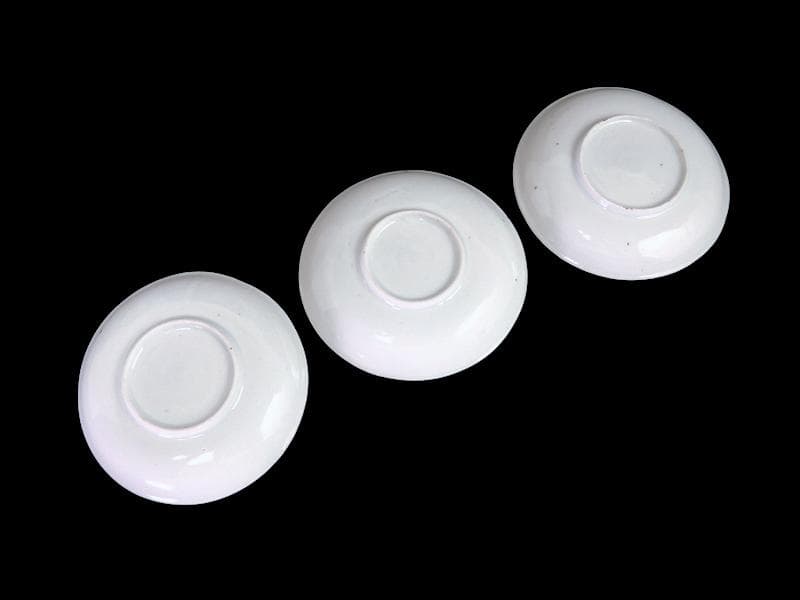 古伊万里　染錦　鶉に菊の図　４寸皿　３枚　D187A-fbve