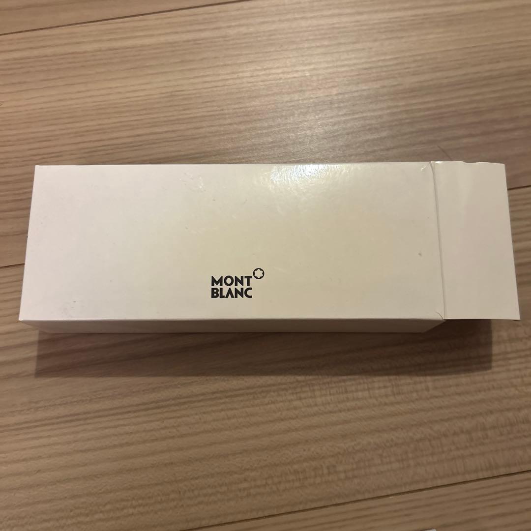 【ほぼ未使用】MONT BLANC 専用ケース付き　スターウォーカー
