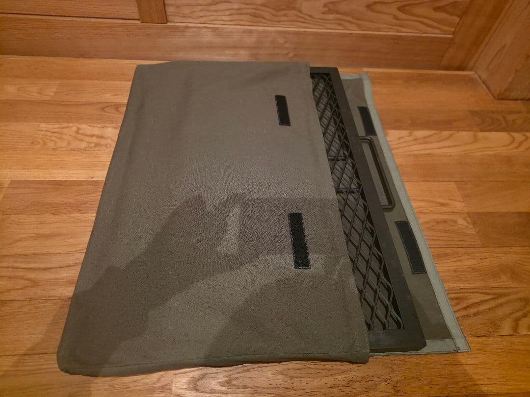 サンゾー工務店 アイアンテーブル