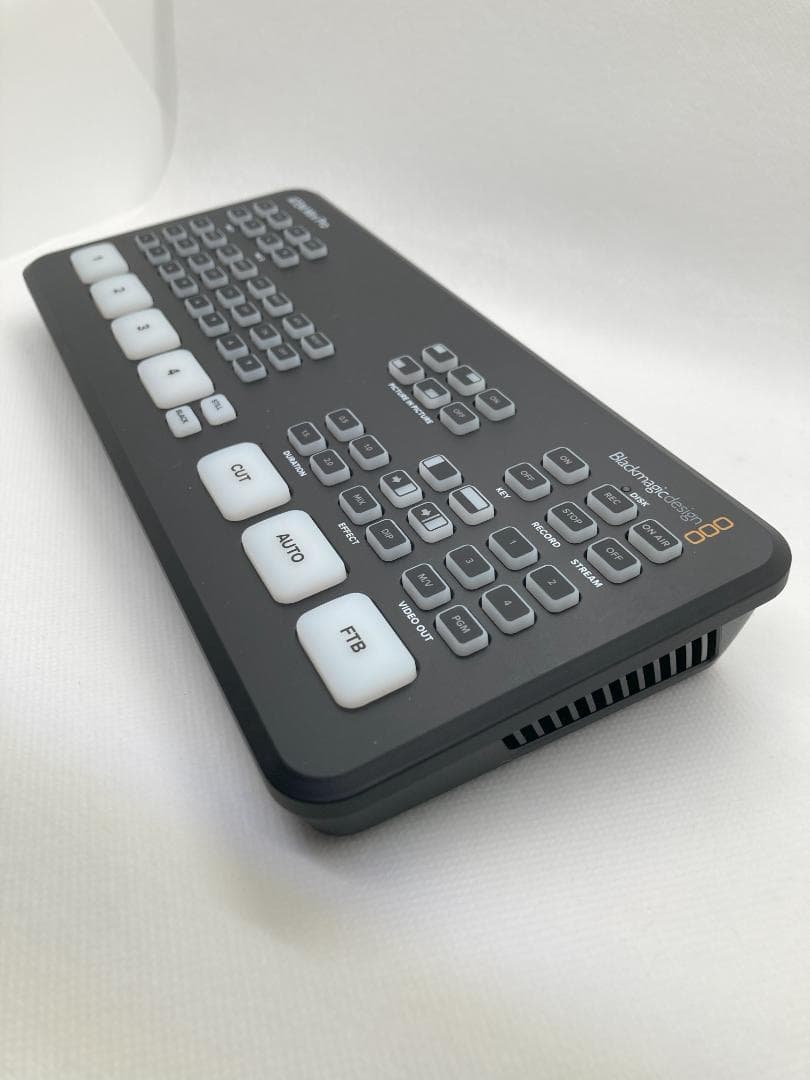Blackmagic Design ATEM Mini Pro 映像スイッチャー