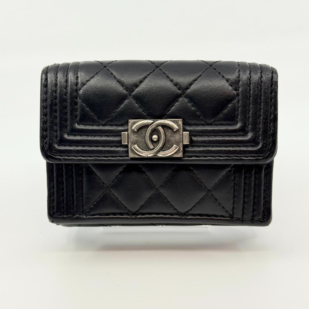CHANEL シャネル ボーイシャネル 三つ折り財布　スモールウォレット