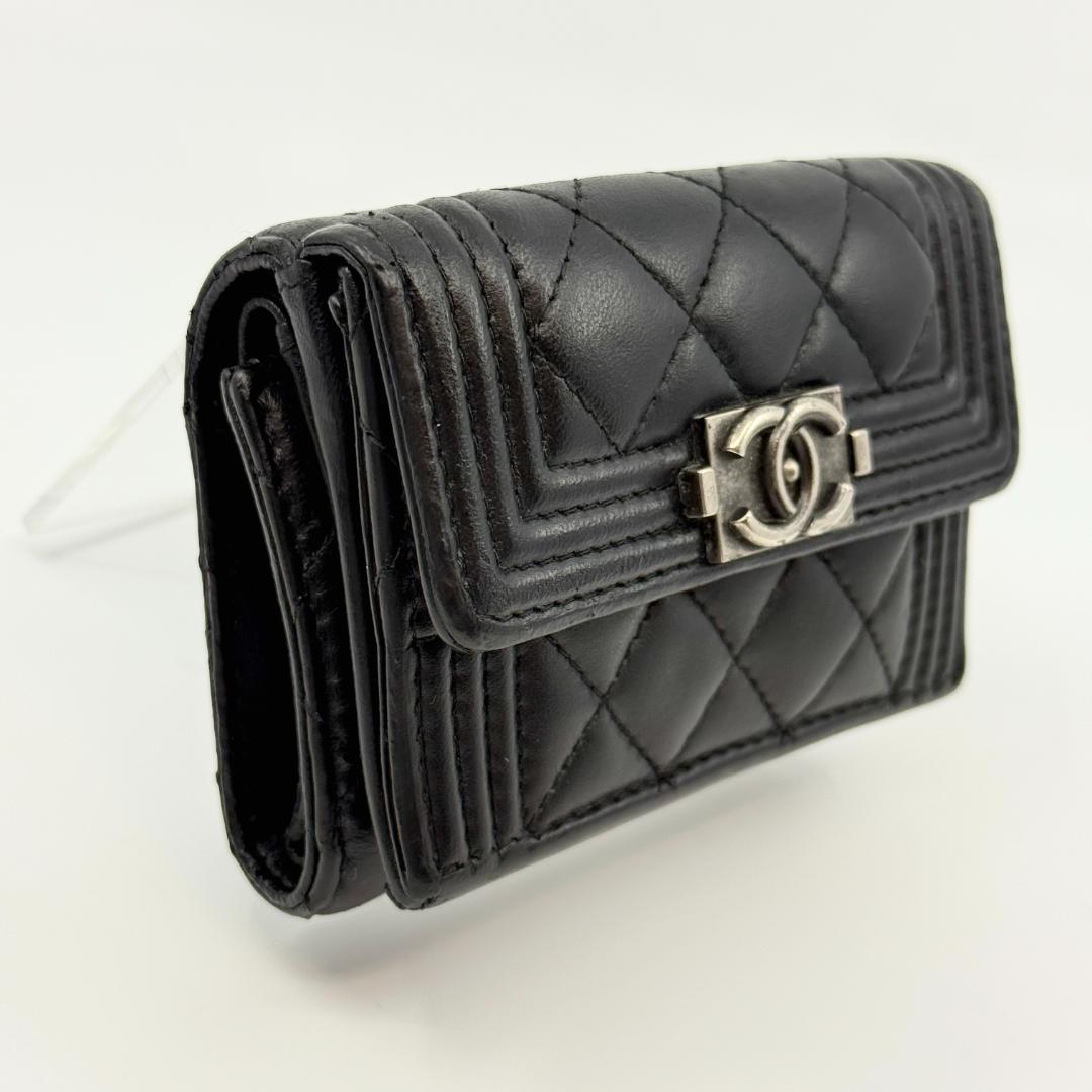 CHANEL シャネル ボーイシャネル 三つ折り財布　スモールウォレット