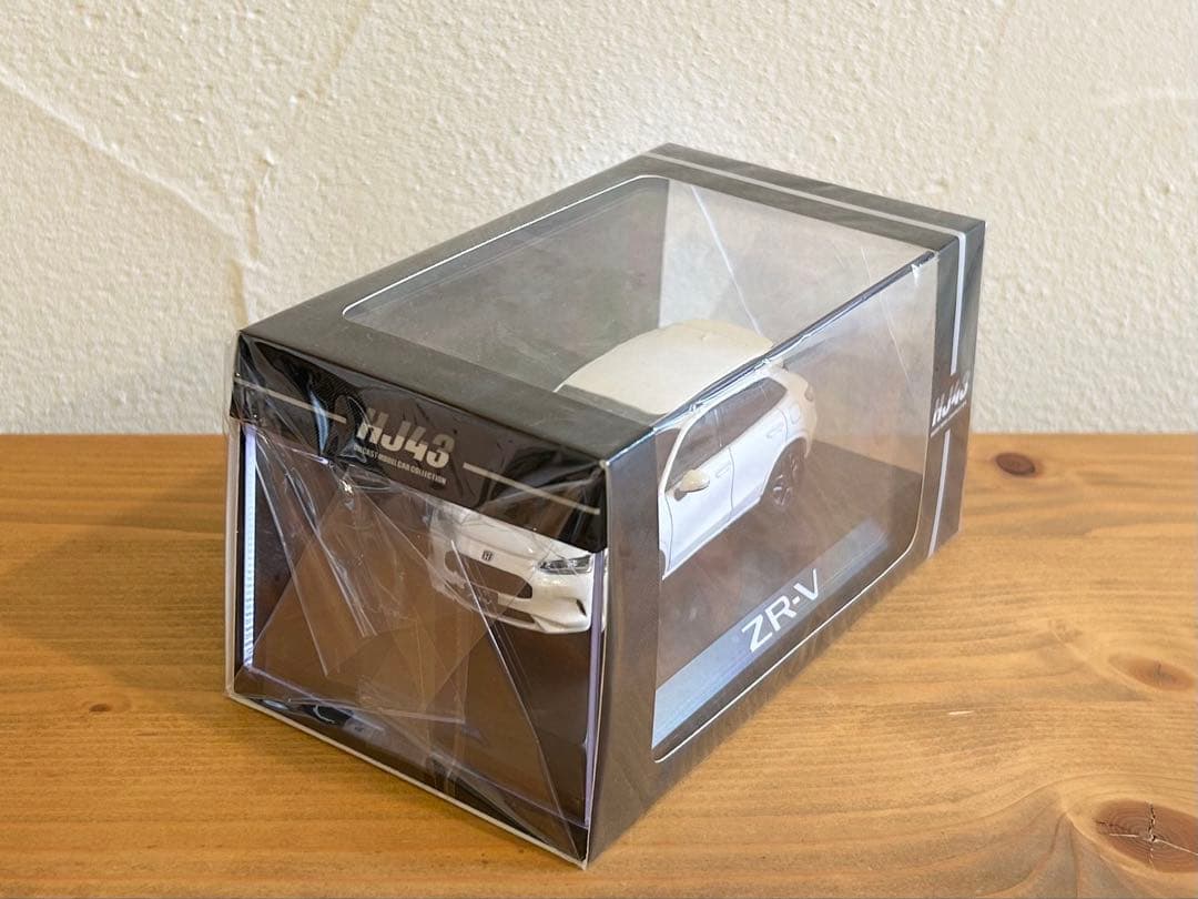 ホンダ ZR-V e:HEV 1/43 プラチナホワイト・パール ミニカー