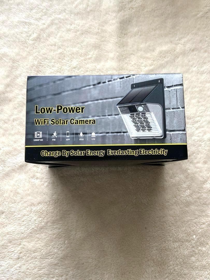 ✨まるで街灯✨気付かれにくい 防犯カメラ 新品 屋外 ソーラー 4K400万画素