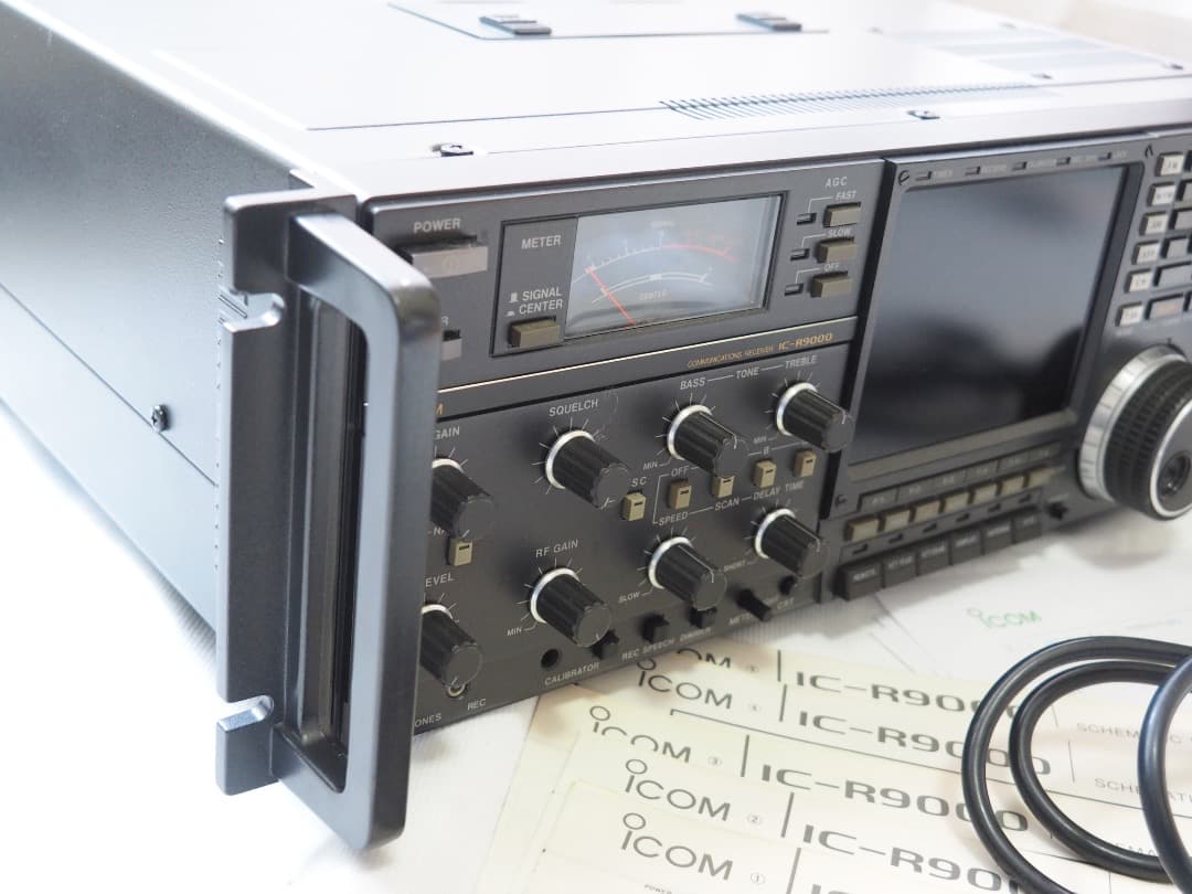 ■ICOMアイコム IC-R9000 LCD 広帯域受信機