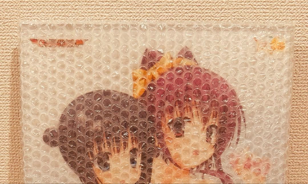 「DRACU-RIOT」メタライズアート布良梓・稲叢莉音