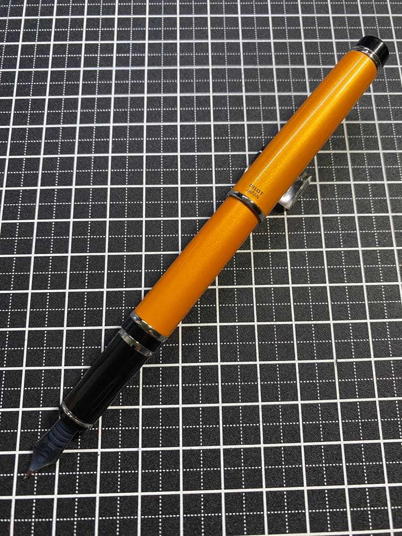 PILOT GRANCE NC YAMABUKI 万年筆　字幅F