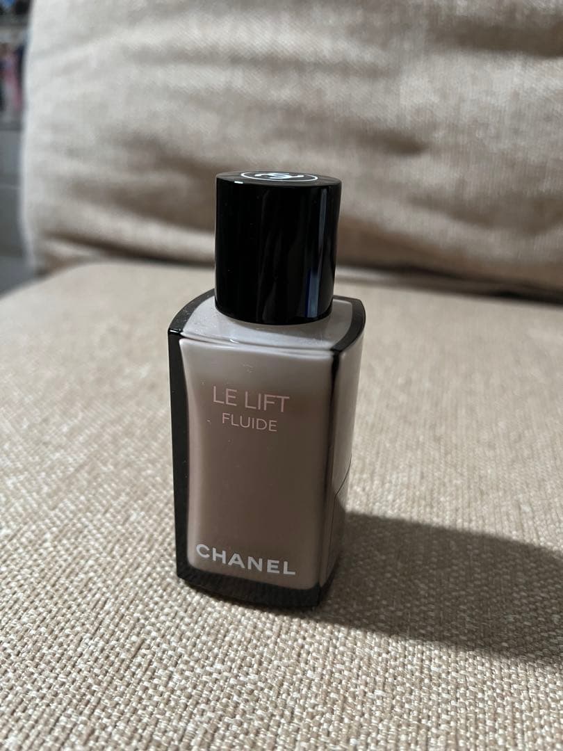 Chanel/シャネル 乳液 ル リフト フリュイド 使い済み