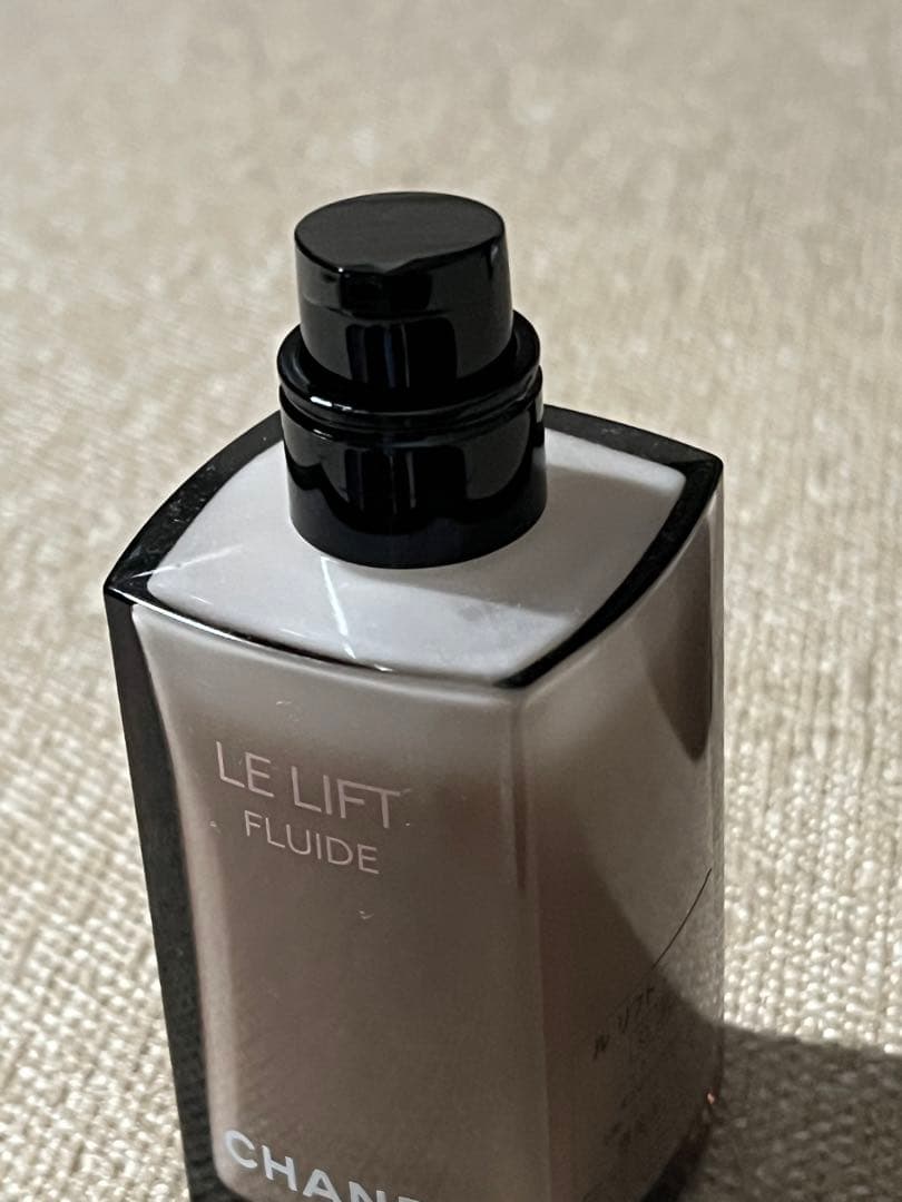 Chanel/シャネル 乳液 ル リフト フリュイド 使い済み