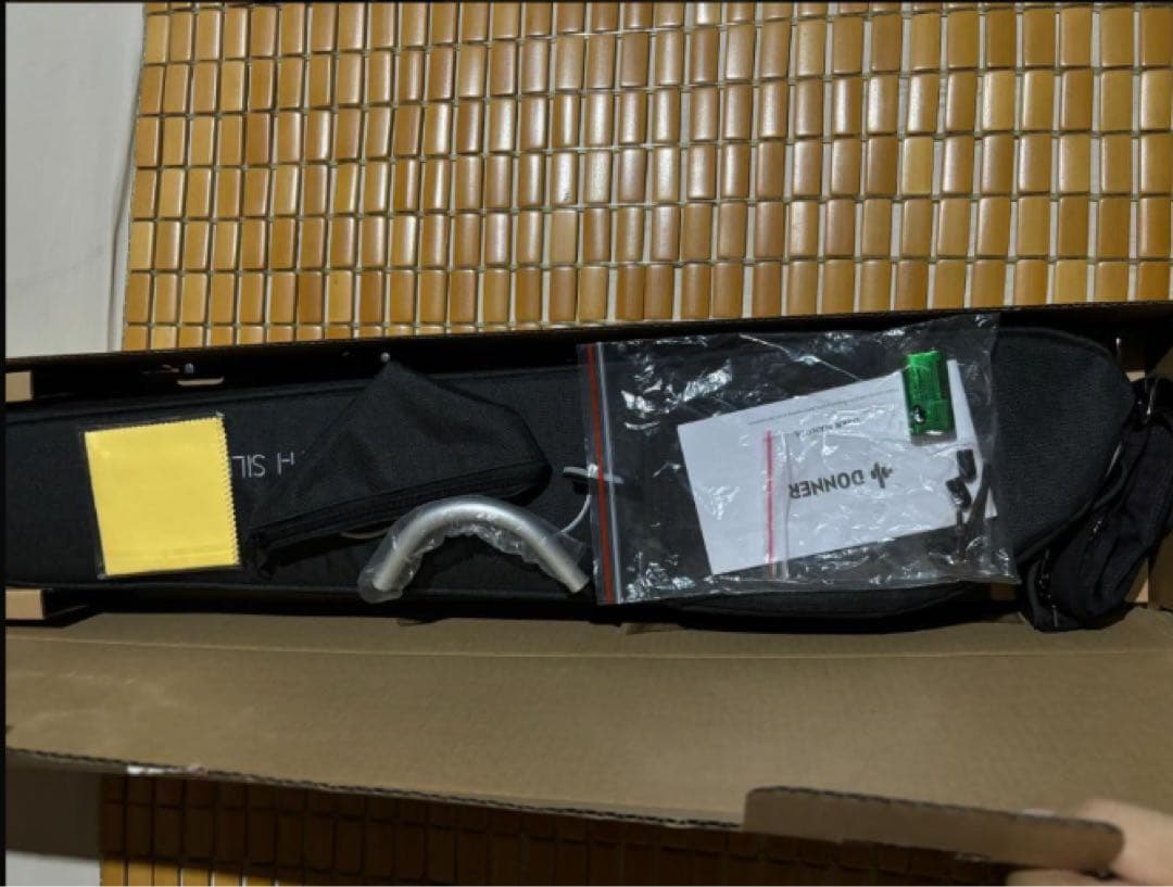 ギター Donner HUSH-I