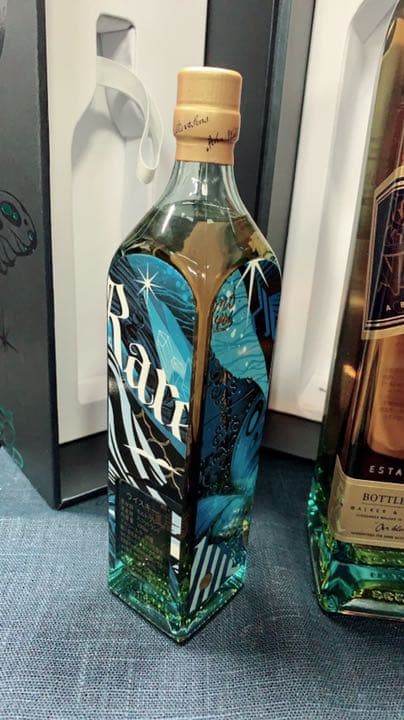 ジョニーウォーカー　ブルーラベルリミテッドエディション