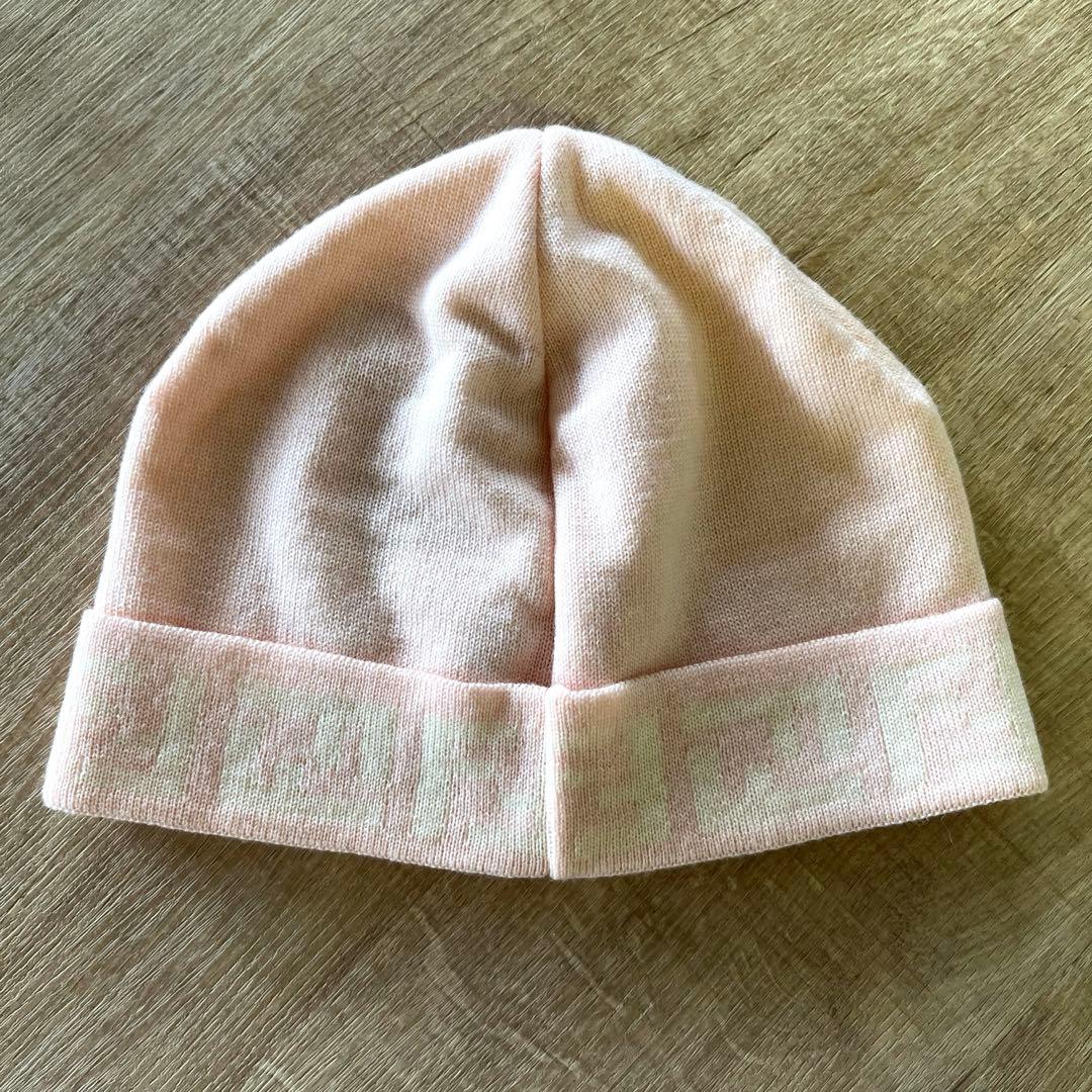 新品タグ付き イタリア製 FENDI フェンディ ニット帽 ピンク レディース
