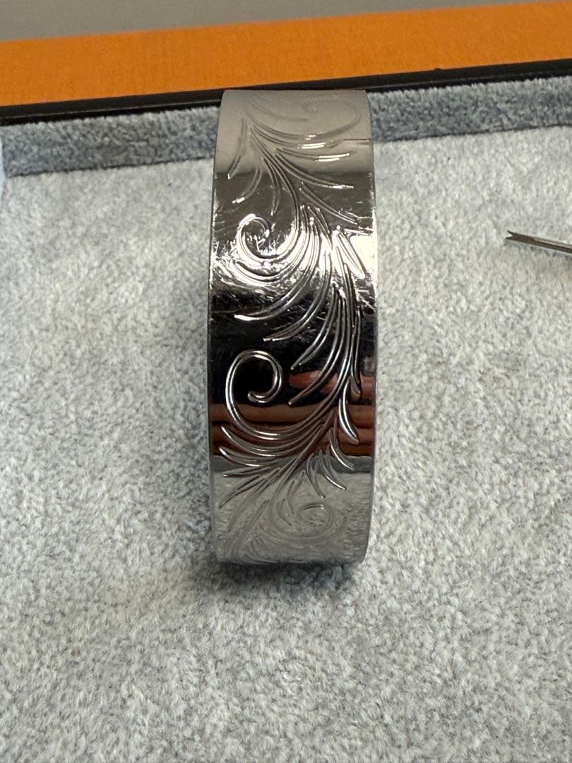 美品！REMI RELIEF Apple Watch バングル唐草模様 Lサイズ