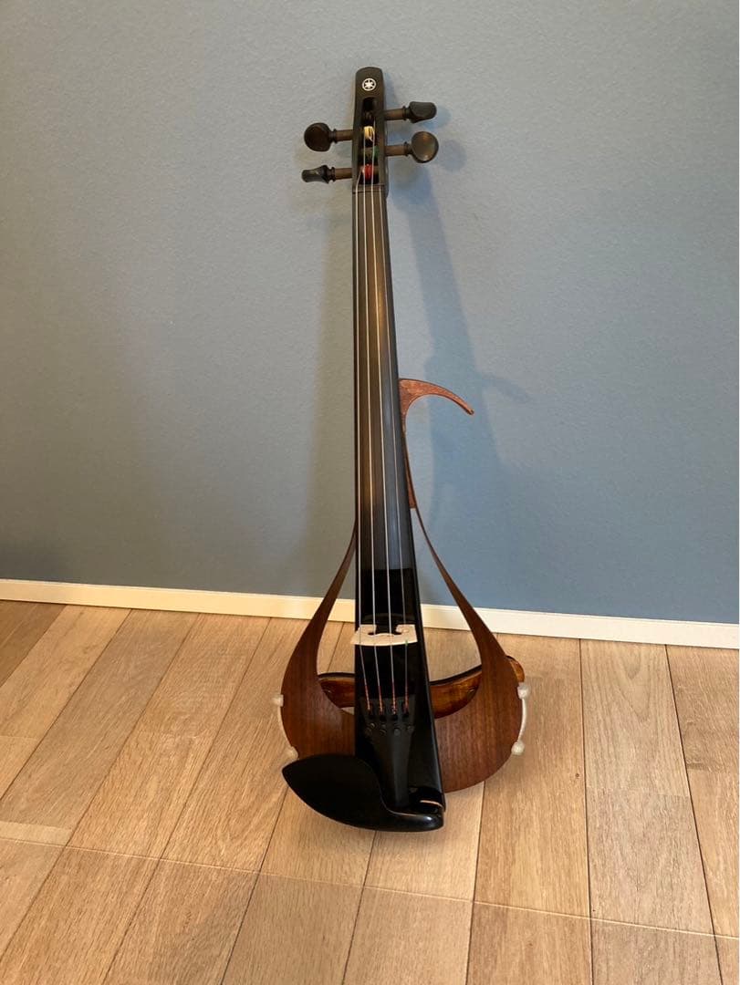 エレクトリック　サイレントバイオリン　ヤマハ　YEV104BL4