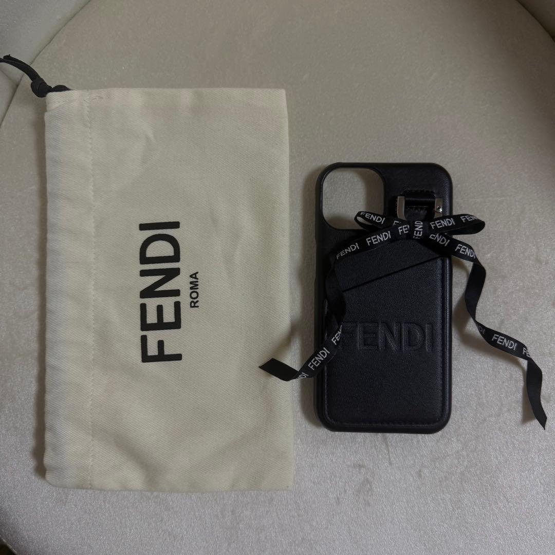 FENDI ブラックレザー iPhoneケース リボン付き