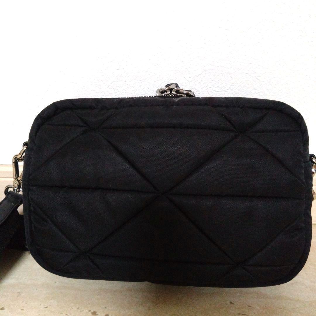 PRADA パテッドナイロンショルダーバッグ　ブラック　1BH164