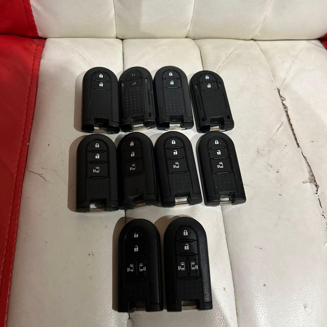 ダイハツ　トヨタ　スマートキー　10個　　36
