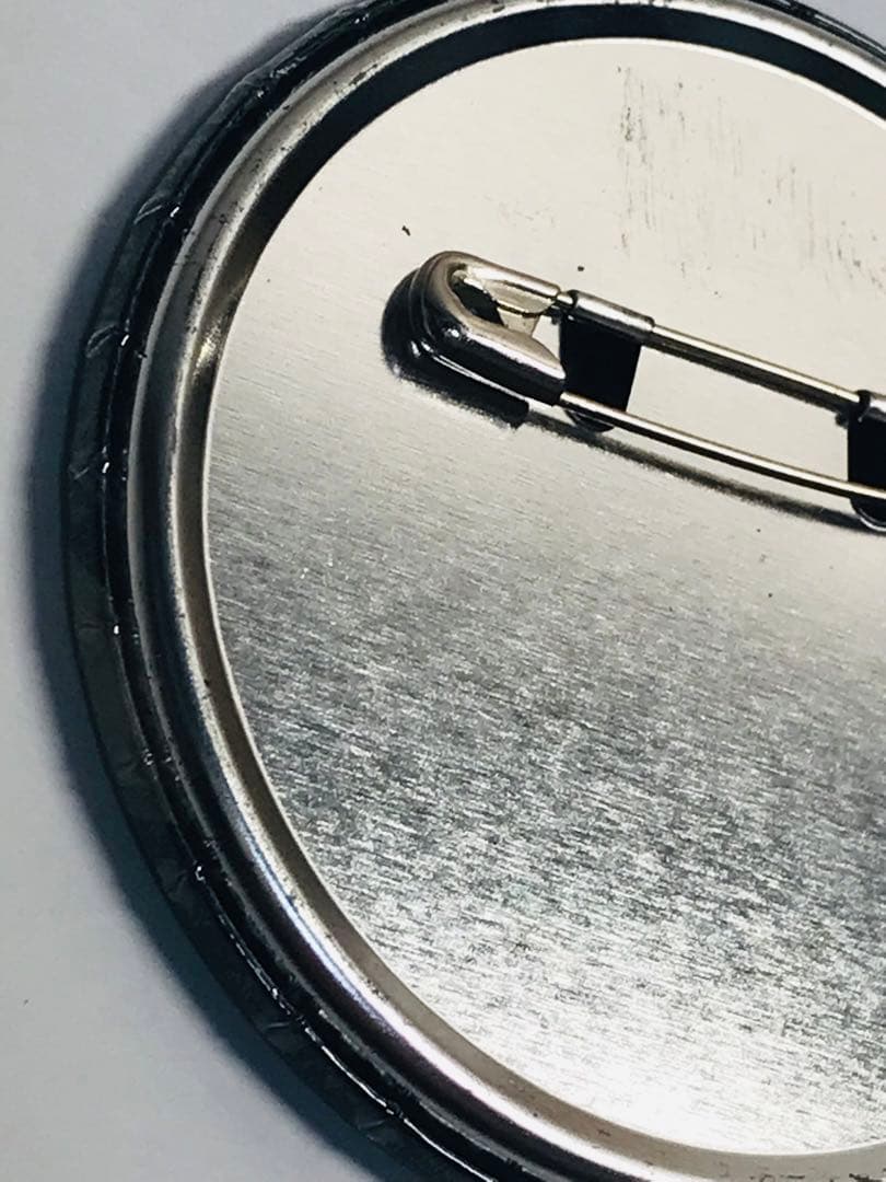 バイオハザード　ハンク　缶バッジ　カプコン　ハロウィン