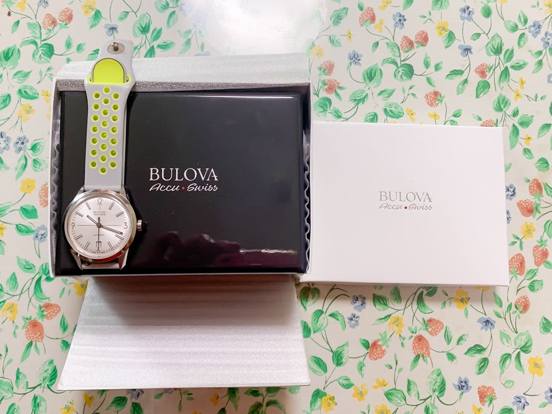 紳士腕時計　ブローバ/ Bulova Accu-Swiss 腕時計